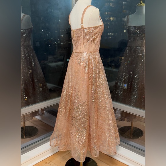 🆕 BRONX & BANCO 🧿 NWOT Mademoiselle Gold Sequin Midi Dress , Size M US 6 - Picture 15 of 17